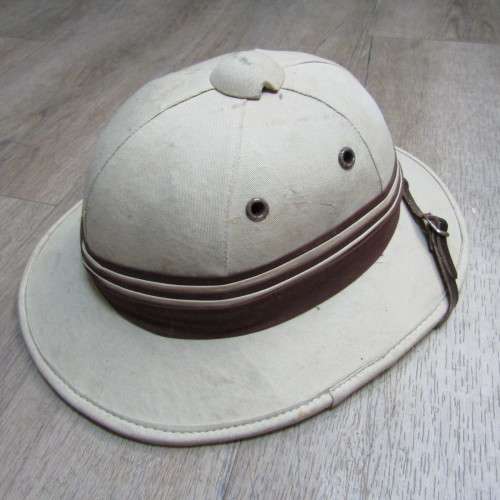 Vintage Chiltern Sunbeta pith helmet tropical safari hat - size 60