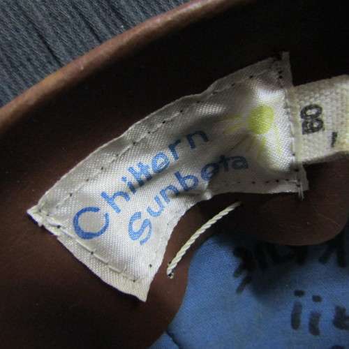 Vintage Chiltern Sunbeta pith helmet tropical safari hat - size 60