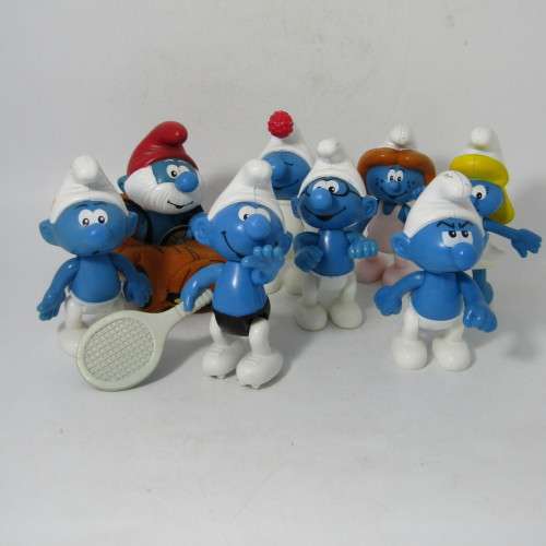 Lot of 8 McDonalds Peyo Smurfs