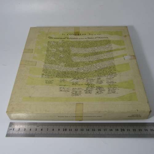 Fenton handmade glass plate in original box with certificate - A portrait of Liberty