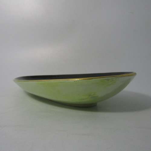 Beautiful Crown Devon Pegasus serving dish