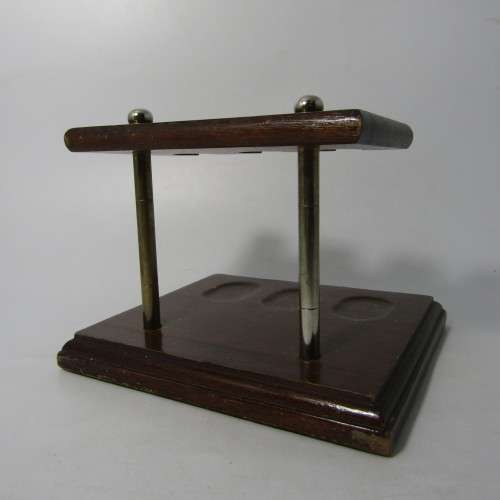 Vintage wooden smoking pipe stand for 3 pipes