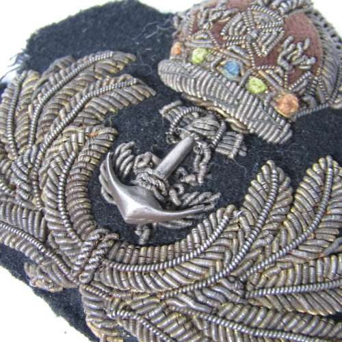 WW2 SA Navy officers cap badge