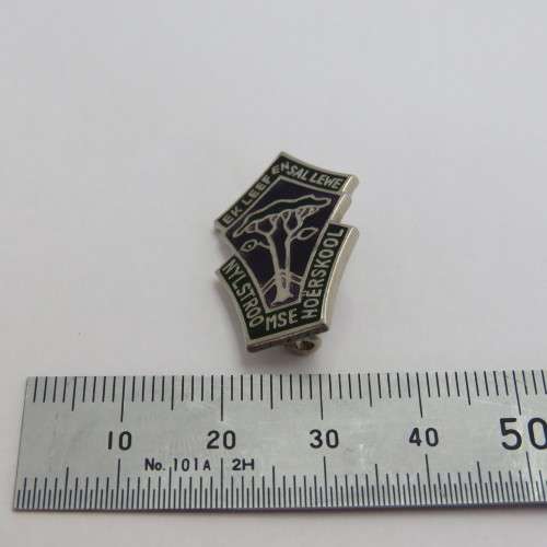 Nylstroom Hoerskool vintage pin badge