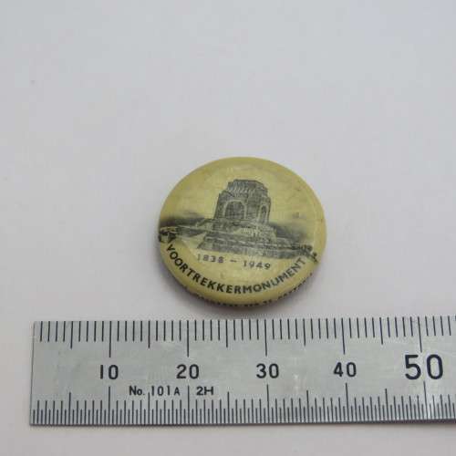 1838-1949 Voortrekker Monument lapel pin badge