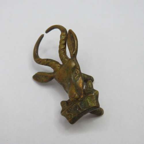 SA Infantry brass bokkop beret badge
