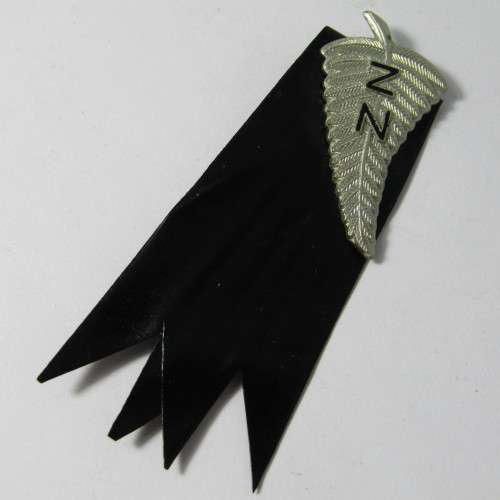 Vintage New Zealand All Blacks Rugby pin badge