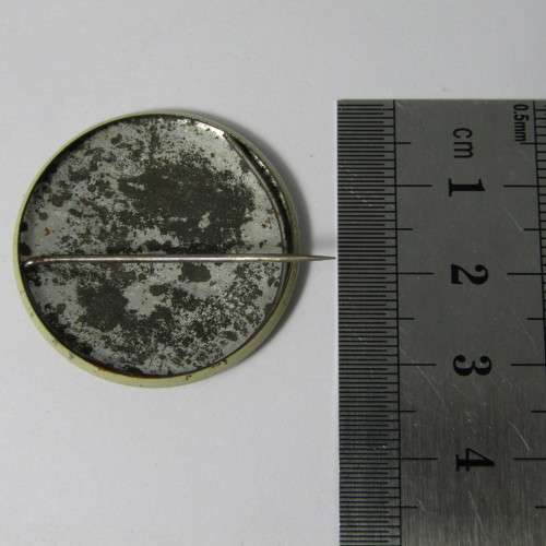 Vintage ` Barry on the Beat` Springbok radio tinnie badge