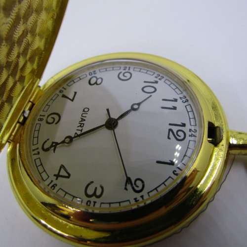 1920`s Style Red Star full hunter quartz pocket watch - Hachette pocket watch collection #53