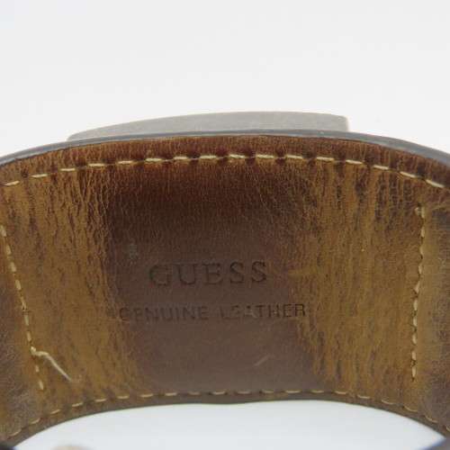 Guess Quartz mens watch with leather strap - W90025G1 - Working