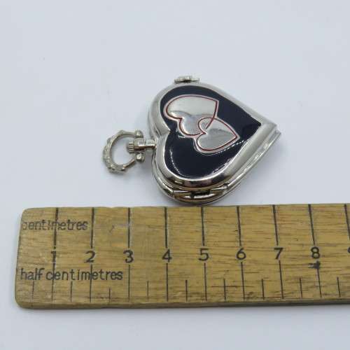 1990`s Style Heart quartz pocketwatch - Hachette pocketwatch collection #50 - Working