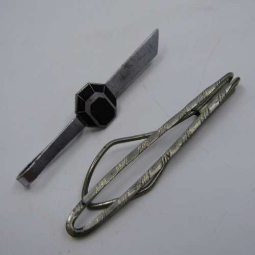 Pair of vintage tie clips