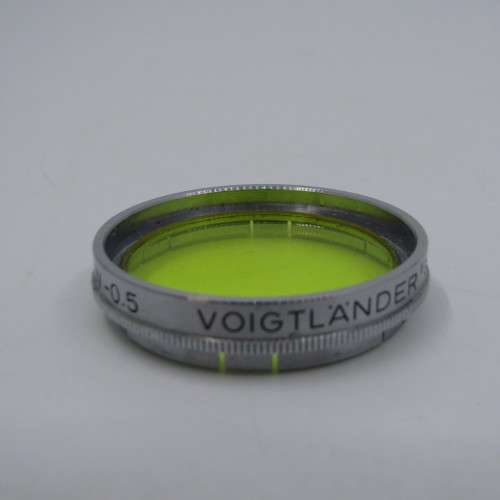 VoigtHander 301/32 32mm 1.5x yellow lens filter