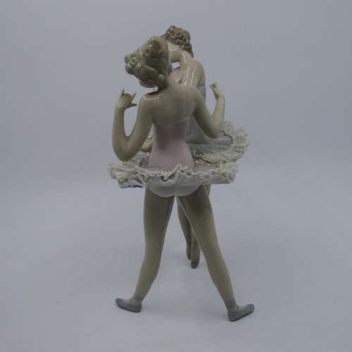 Vintage Lladro #5497 Ballerinas porcelain figurine in box