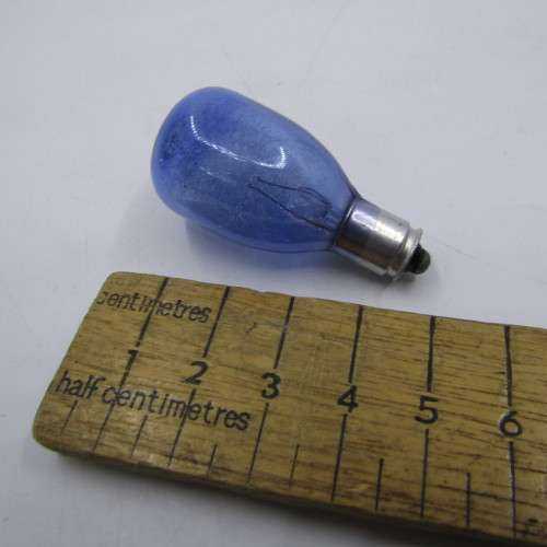 Vintage King flash with 10 unused flash bulbs - needs backplate