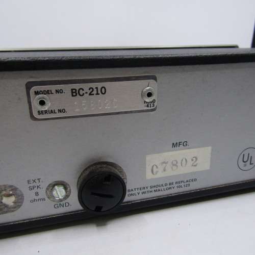 Bearcat 210 Scanning Radio - vintage - used in USA to pick up Police, Fire, emergency broadcasts