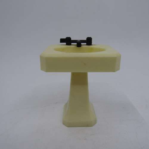 Doll`s House furniture Vintage bathroom fittings / furniture - Batch, Toilet, Bathroom basin