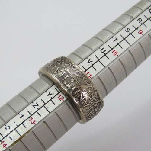 Mens ring made from New Zealand 1934 silver half crown - Size W 1/2