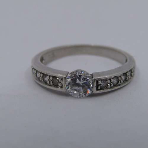 Sterling Silver ring with Cubic Zirconia - weighs 2.5 grams - size N/7