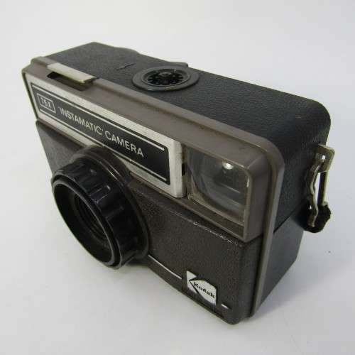 Vintage Kodak 76x Instamatic camera in pouch