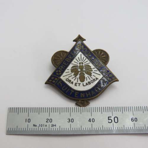 Riebeek College Uitenhage pin badge