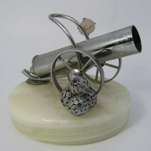 Handmade cannon model