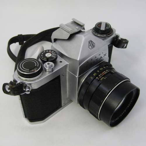 Vintage Pentax S1A 35mm camera - shutter gets stuck - 1:2/55mm lens - lens is clean but mirror is fo
