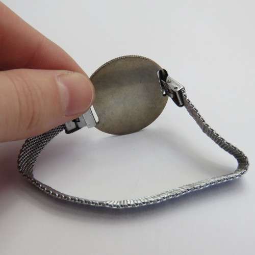 WW2 dogtag bracelet of 116998 Corporal AH Neubert - 11 June 1940 CE
