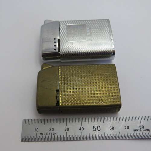 Pair of vintage SIM Luxe pocket lighters - Not working