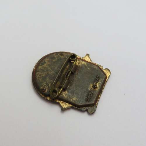 Vintage Phillips Cycles pin badge