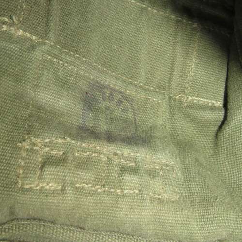 British 1958 Pattern kidney pouch and yoke converted to patrol bag - Bag size 24 x 26 cm