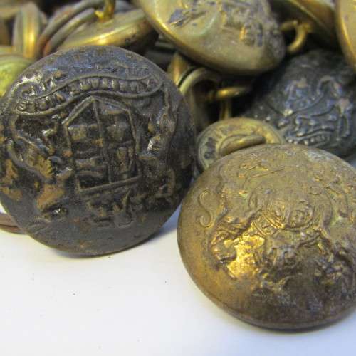 Lot of Royal Army uniform buttons