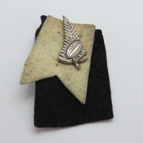 New Zealand All Blacks rugby pin badge