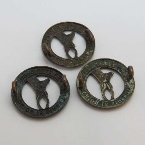 Lot of 3 different colour WW1 SA Army collar badges