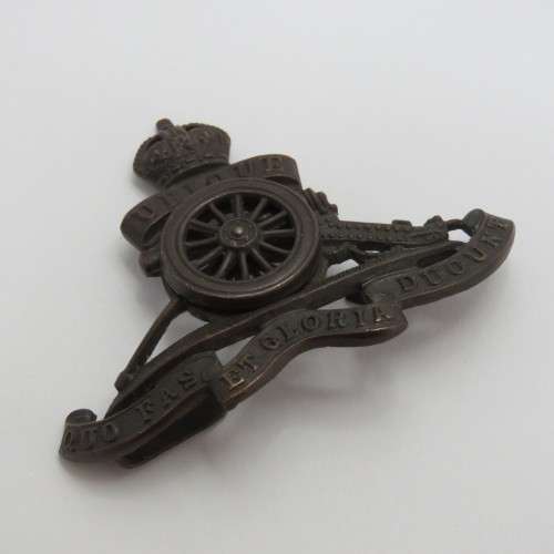 Royal Field Artillery cap badge