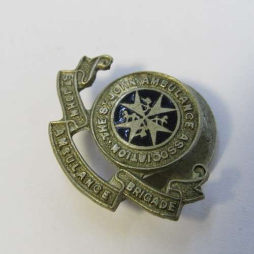 St. Johns Ambulance brigade button hole badge