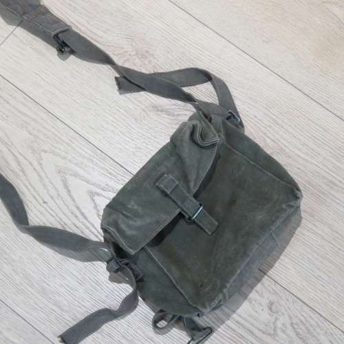 British 1958 Pattern Kidney pouch and yoke converted to patrol bag - Size 26 x 25 cm