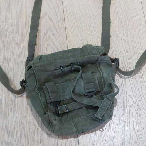 British 1958 Pattern Kidney pouch and yoke converted to patrol bag - Size 26 x 25 cm