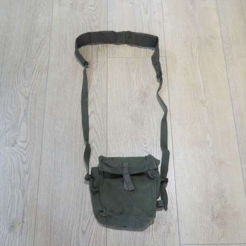 British 1958 Pattern Kidney pouch and yoke converted to patrol bag - Size 26 x 24 cm