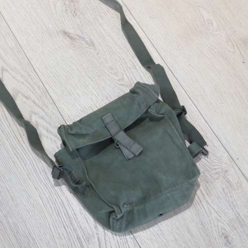 British 1958 Pattern Kidney pouch and yoke converted to patrol bag - Size 26 x 24 cm