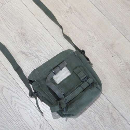 British 1958 Pattern Kidney pouch and yoke converted to patrol bag - Size 26 x 24 cm