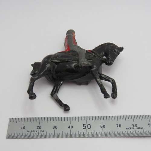 Vintage Knight on Horse lead soldier