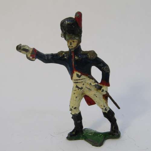 Lot of 5 vintage assorted lead soldiers