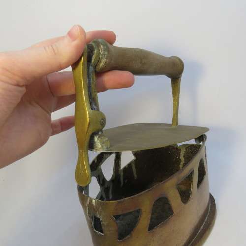Early brass coal iron No 4 - Antique