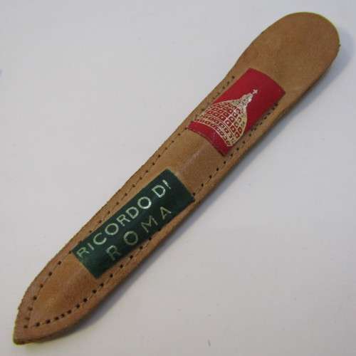 Vintage pen Ricordo Di Rowa - in leather sheath - needs refill