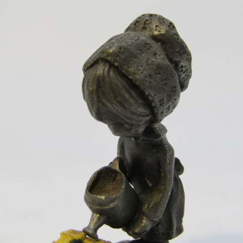 Artil Utrecht small pewter figurine