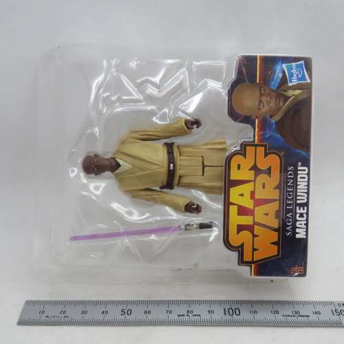 Hasbro Star Wars SAGA Legends Mace Windu figurine