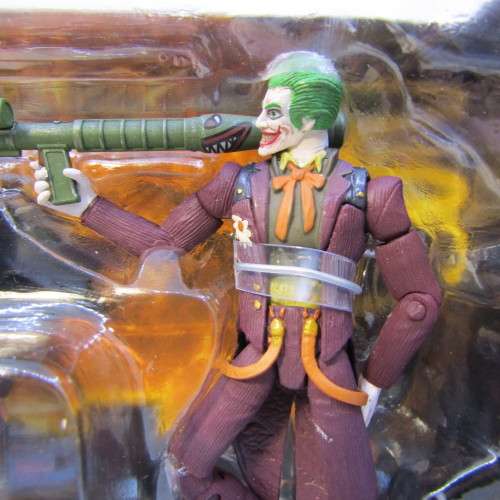 Dc Collectibles Batman vs The Joker action figurine - 2 pack