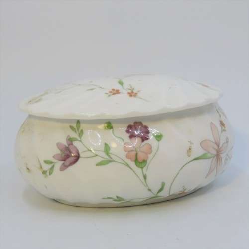 Vintage Wedgwood trinket holder with lid