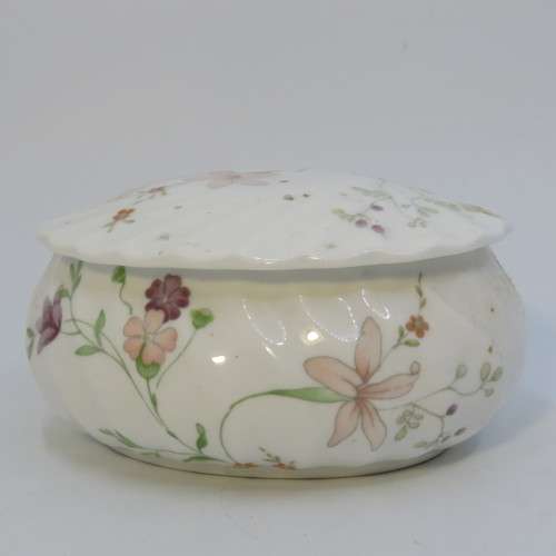 Vintage Wedgwood trinket holder with lid